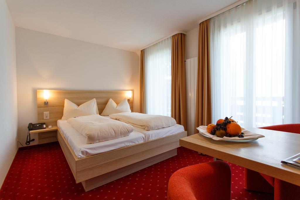 Hotel Kreuz Leissigen Chambre photo