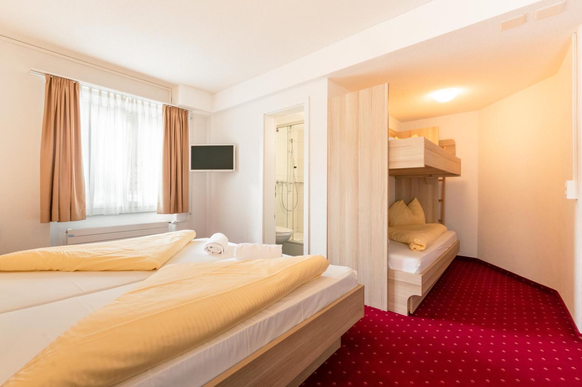 Hotel Kreuz Leissigen Extérieur photo