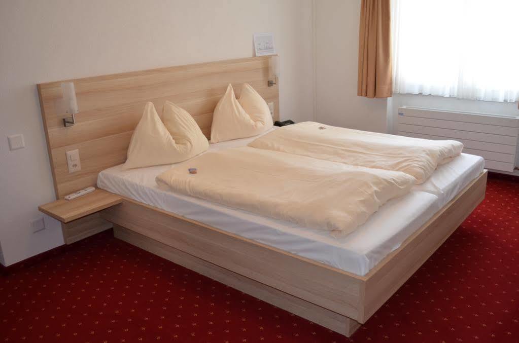 Hotel Kreuz Leissigen Extérieur photo